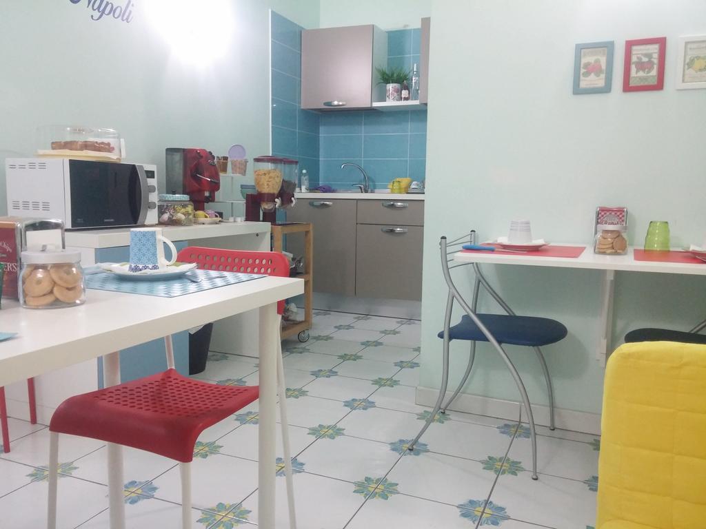 Viaggio A Napoli B&B ภายนอก รูปภาพ