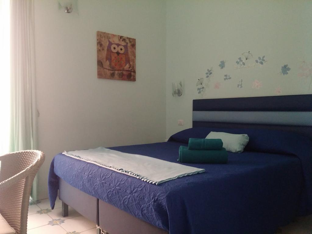 Viaggio A Napoli B&B ภายนอก รูปภาพ
