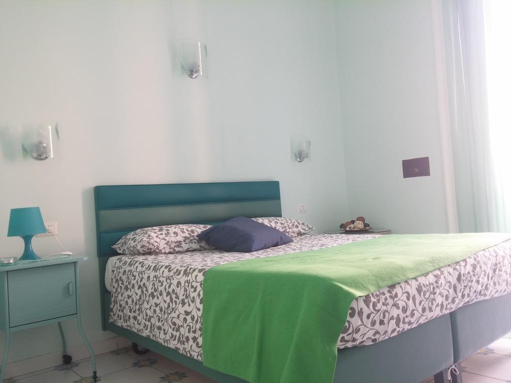 Viaggio A Napoli B&B ภายนอก รูปภาพ