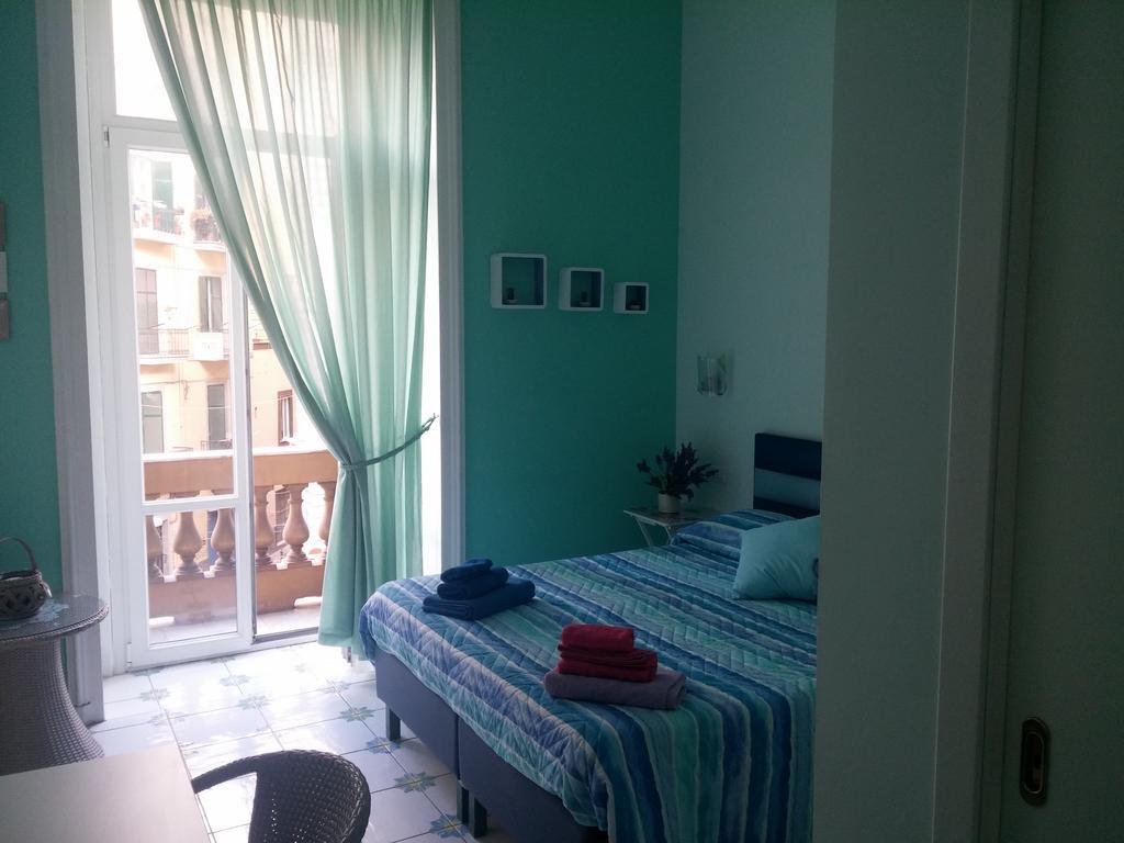 Viaggio A Napoli B&B ภายนอก รูปภาพ