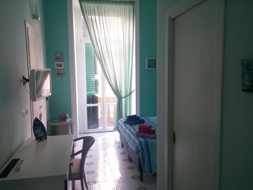 Viaggio A Napoli B&B ภายนอก รูปภาพ